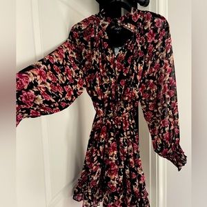 NWT GiGio Floral Dress sz Small